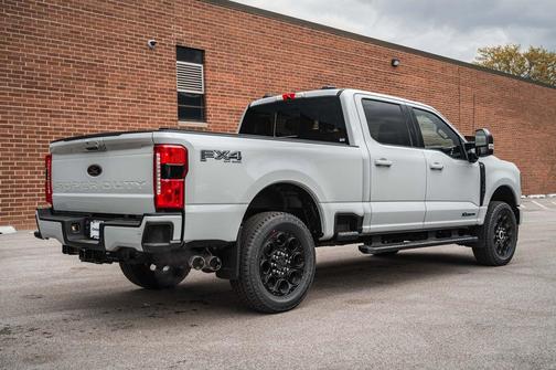 Avalanche 2026 Ford F-250 Lariat
