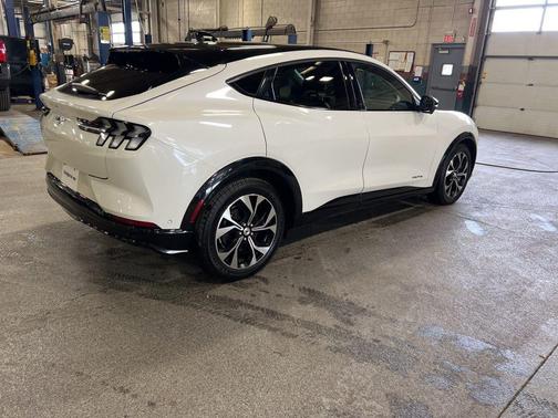 2021 Ford Mustang Mach-E Premium