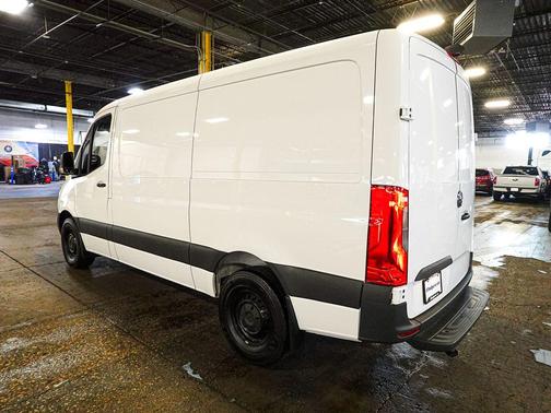 2025 Mercedes-Benz Sprinter 2500 Standard Roof