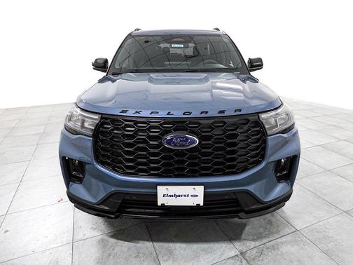 Vapor Blue Metallic 2026 Ford Explorer ST-Line