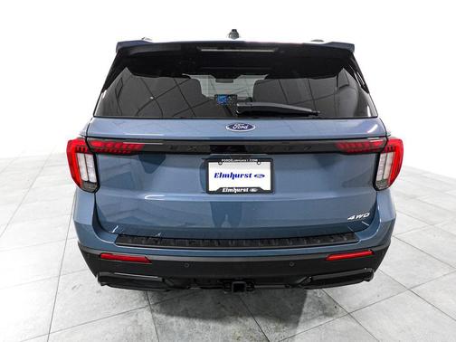 Vapor Blue Metallic 2026 Ford Explorer ST-Line