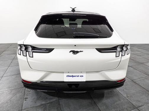 Star White Metallic Tri-Coat 2023 Ford Mustang Mach-E Premium