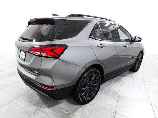 Sterling Gray Metallic 2023 Chevrolet Equinox AWD RS