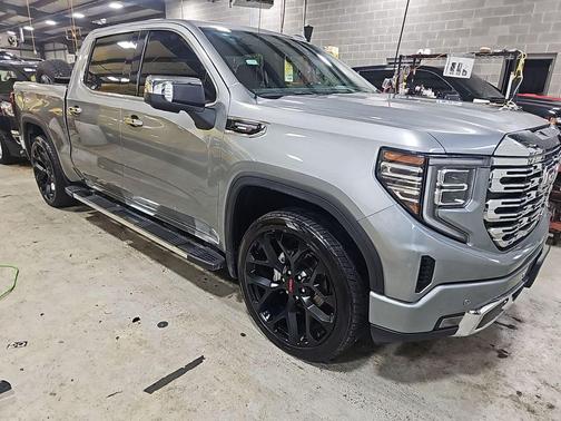 Sterling Metallic 2023 GMC Sierra 1500 Denali