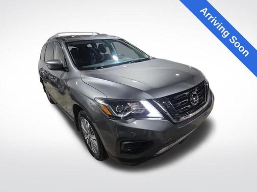 Gun Metallic 2020 Nissan Pathfinder S 4WD