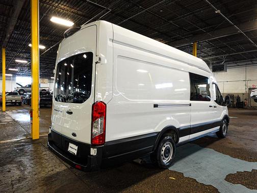 Oxford White 2023 Ford Transit-250 Base