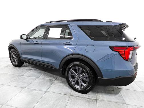 Vapor Blue Metallic 2026 Ford Explorer Active