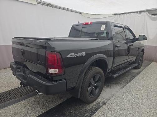 Diamond Black 2019 RAM 1500 SLT