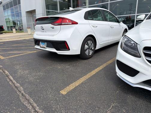 Ceramic White 2017 Hyundai IONIQ Hybrid Blue