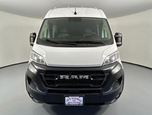 Bright White Clearcoat 2024 RAM ProMaster 2500 Tradesman