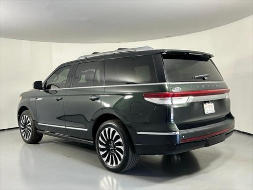 2022 Lincoln Navigator Black Label
