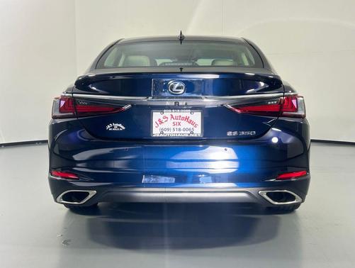 2024 Lexus ES 350 Base