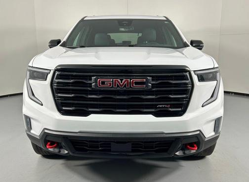 2024 GMC Acadia AWD AT4