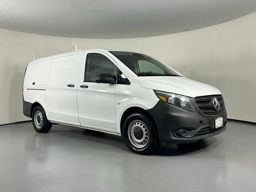 2023 Mercedes-Benz Metris Base