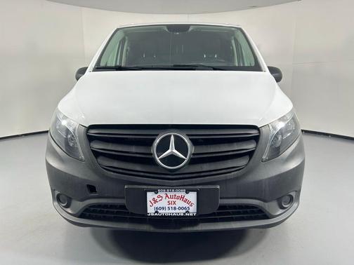 2023 Mercedes-Benz Metris Base