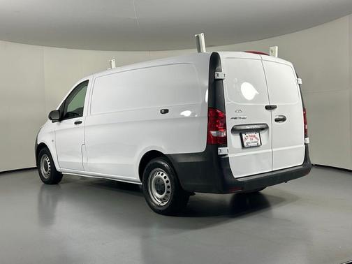 2023 Mercedes-Benz Metris Base