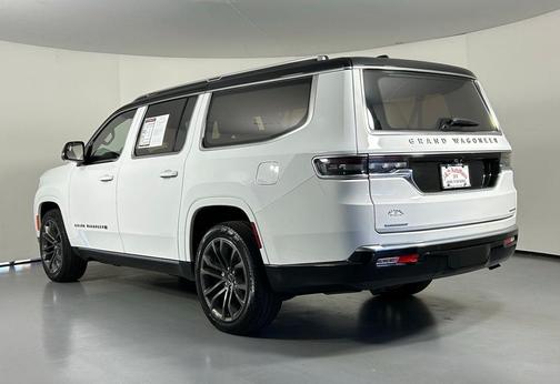2023 Jeep Grand Wagoneer L Series III 4x4