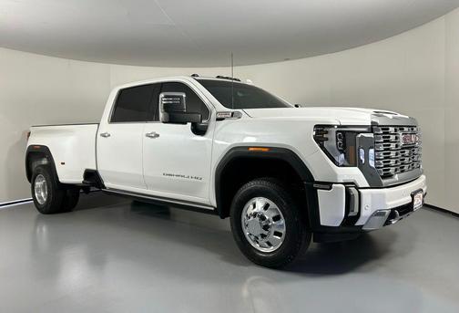 2024 GMC Sierra 3500 Denali