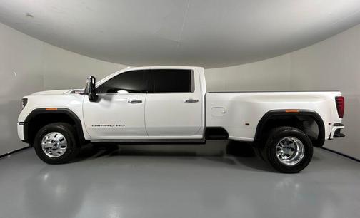 2024 GMC Sierra 3500 Denali