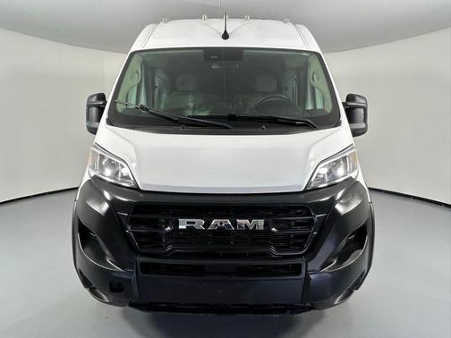 Bright White Clearcoat 2023 RAM ProMaster 2500 High Roof
