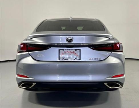 2022 Lexus ES 350 Base