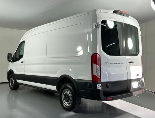 2020 Ford Transit-250 Base