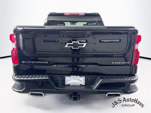 Black 2021 Chevrolet Silverado 1500 Custom Trail Boss