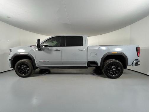 Thunderstorm Gray 2025 GMC Sierra 2500 AT4