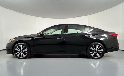 2022 Nissan Altima 2.5 SL