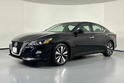 2022 Nissan Altima 2.5 SL