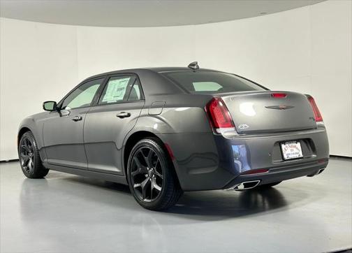2023 Chrysler 300 S