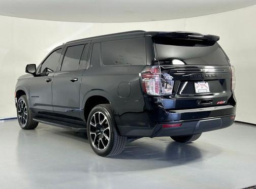 Black 2024 Chevrolet Suburban RST