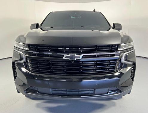 Black 2024 Chevrolet Suburban RST