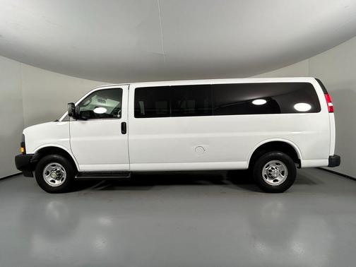 2023 Chevrolet Express 3500 RWD 3500 Extended Wheelbase LS