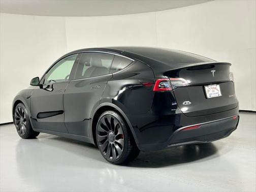 2022 Tesla Model Y Performance Dual Motor All-Wheel Drive