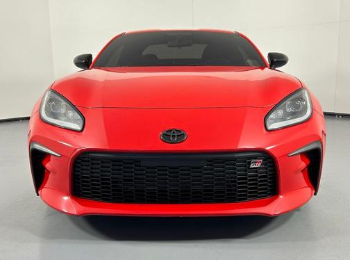 2024 Toyota GR86 Premium