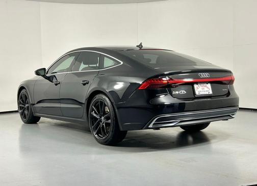 Mythos Black Metallic 2022 Audi A7 55 Premium