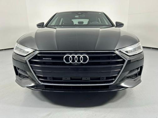 Mythos Black Metallic 2022 Audi A7 55 Premium