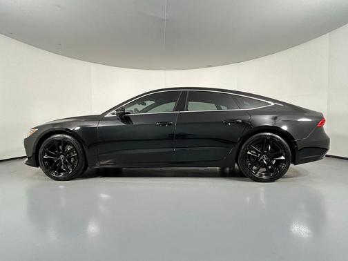 Mythos Black Metallic 2022 Audi A7 55 Premium