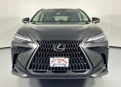 2022 Lexus NX 350h Premium