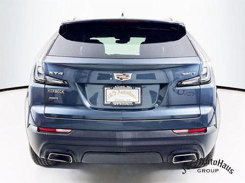 Shadow Metallic 2021 Cadillac XT4 Sport