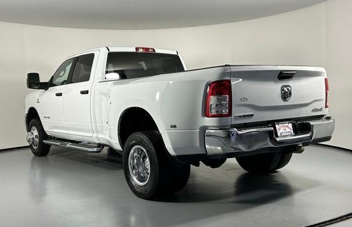 2024 RAM 3500 Big Horn Crew Cab 4x4 8' Box