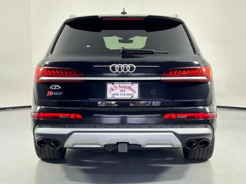 2021 Audi SQ7 4.0T Premium Plus