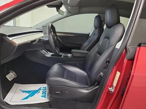 2022 Tesla Model Y Performance Dual Motor All-Wheel Drive