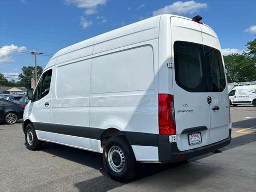 2022 Mercedes-Benz Sprinter 2500 Crew 144 WB