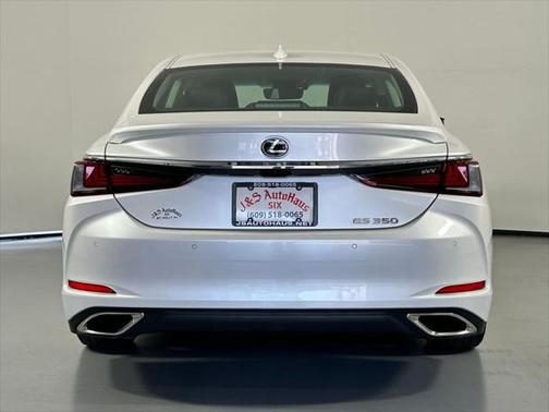 2022 Lexus ES 350 Base