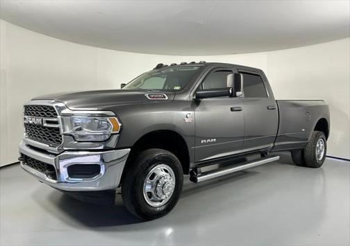 2019 RAM 3500 Tradesman Crew Cab 4x4 8' Box