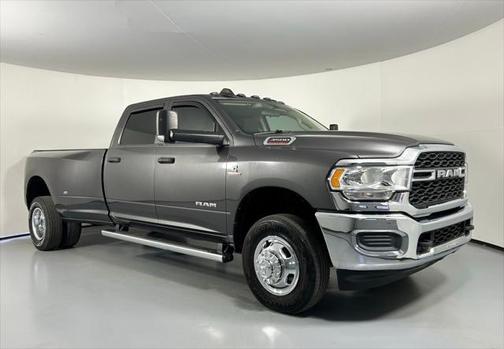 2019 RAM 3500 Tradesman Crew Cab 4x4 8' Box
