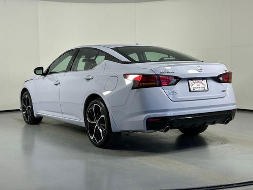 2025 Nissan Altima SR AWD