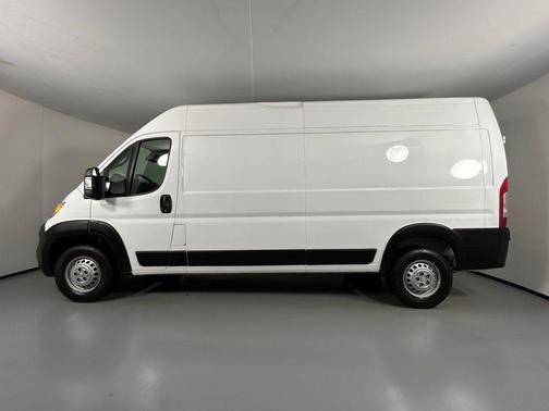 2025 RAM ProMaster 2500 Tradesman